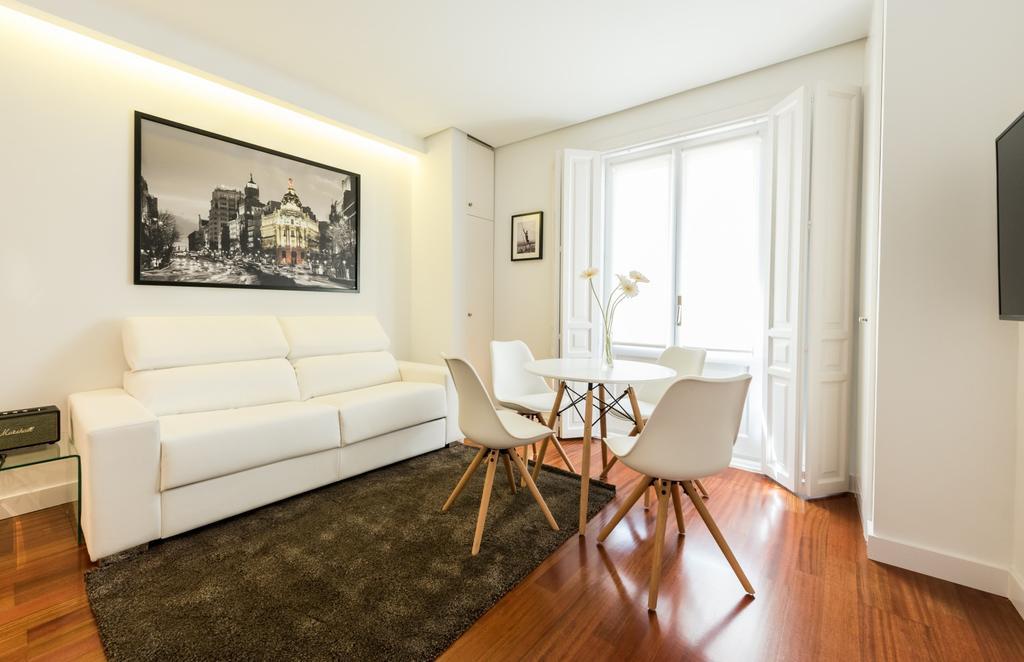Apartamento Santa Ana Plaza by Madflats Collection Madrid Exterior foto
