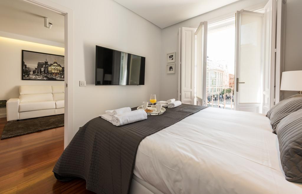 Apartamento Santa Ana Plaza by Madflats Collection Madrid Exterior foto